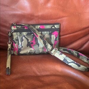 LUG Peekaboo Crossbody Clutch